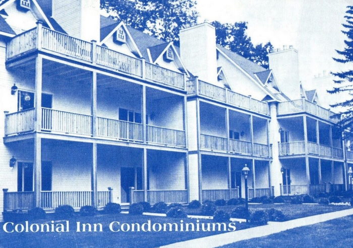 Colonial Inn - Vintage Postcard